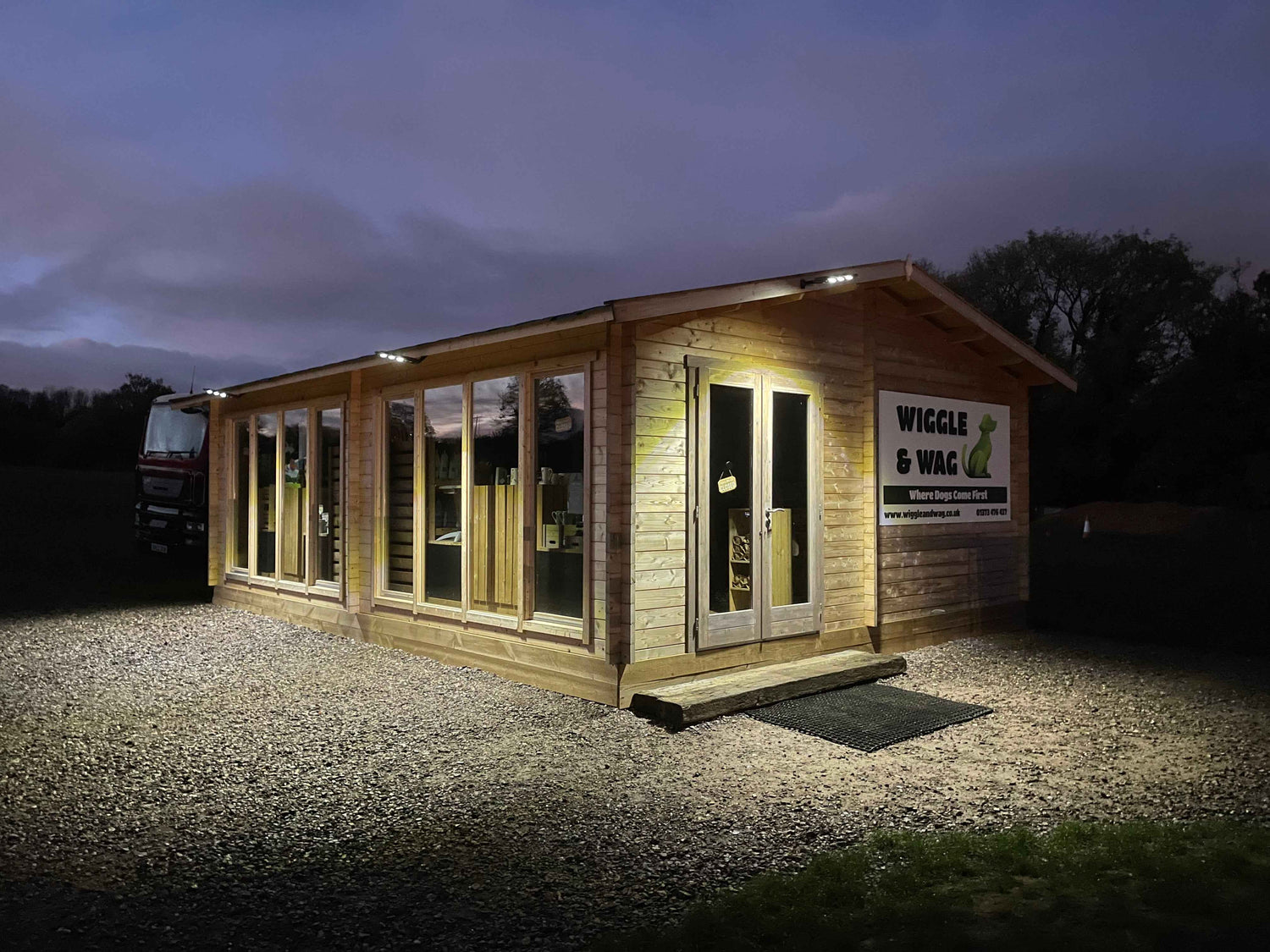 Wiggle and Wag - shop