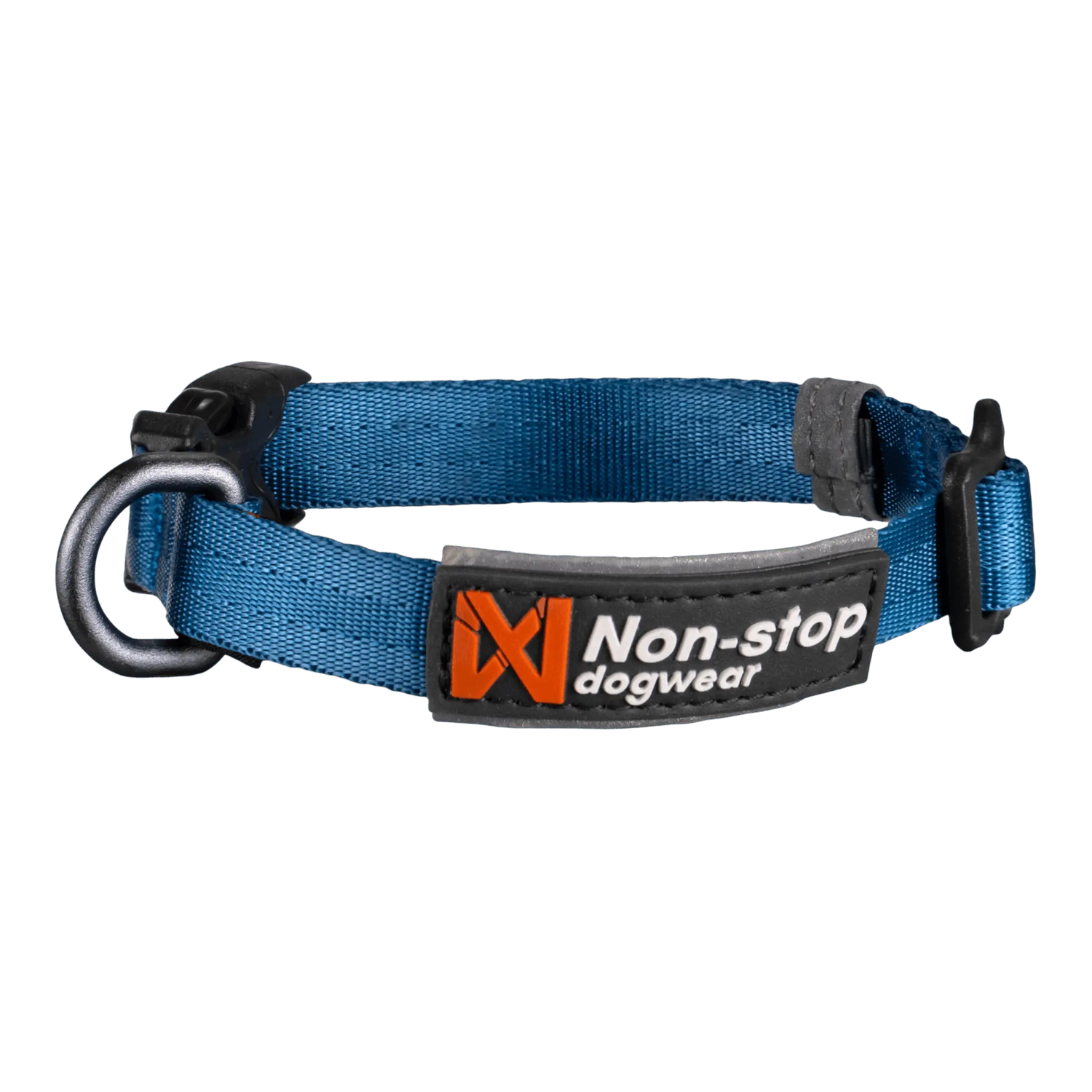 Non-stop Dogwear Tumble collar aluminium D-ring leash attachment detail