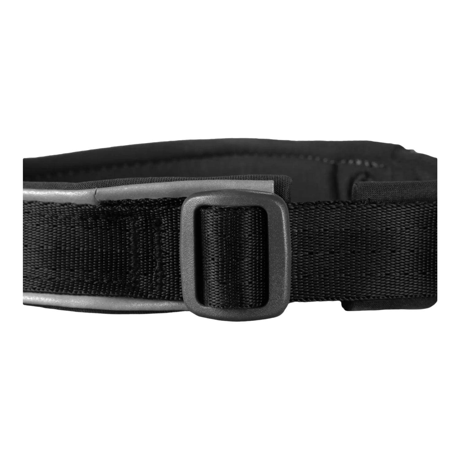 Non-stop Dogwear Roam collar reflective stripes and adjustment close-up